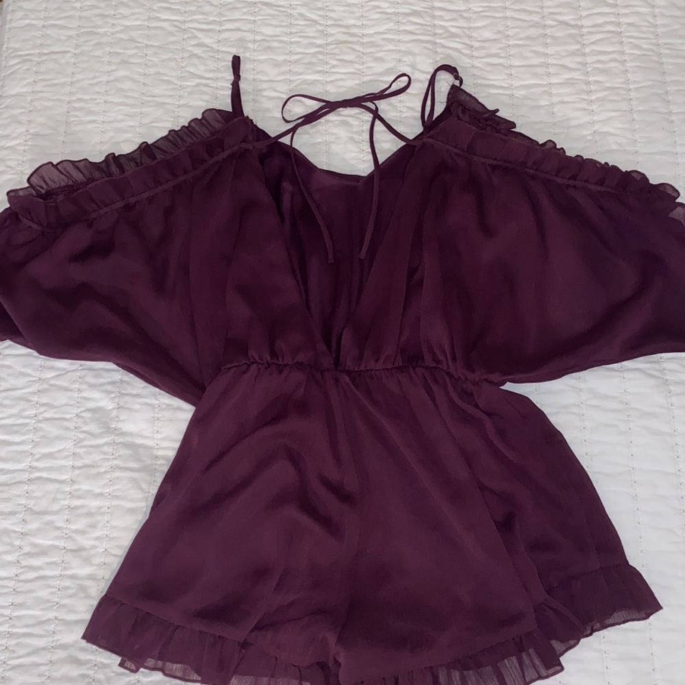 Purple Ruffle Cold Shoulder Romper - Picture 3 of 3